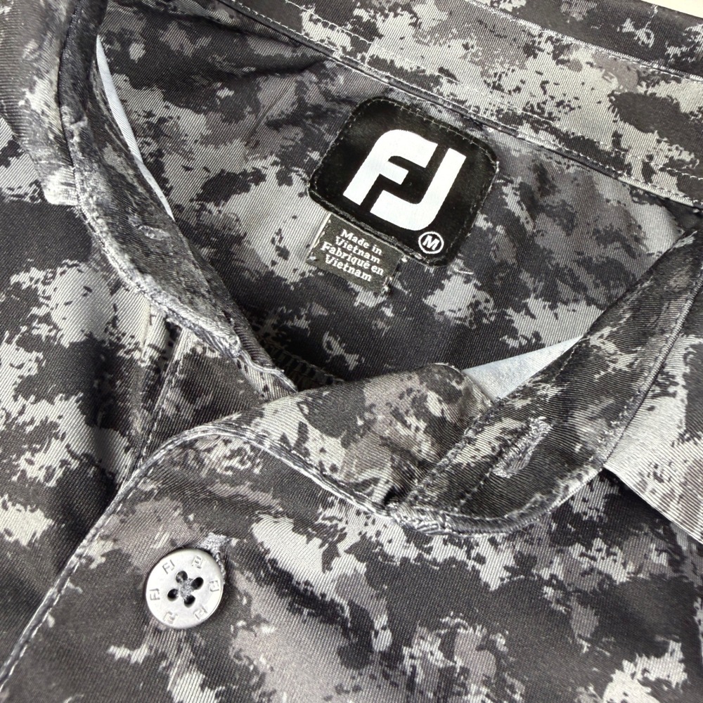 FootJoy Golf Polo Mens M Grey Black Digital Camo Short Sleeve Shirt EUC